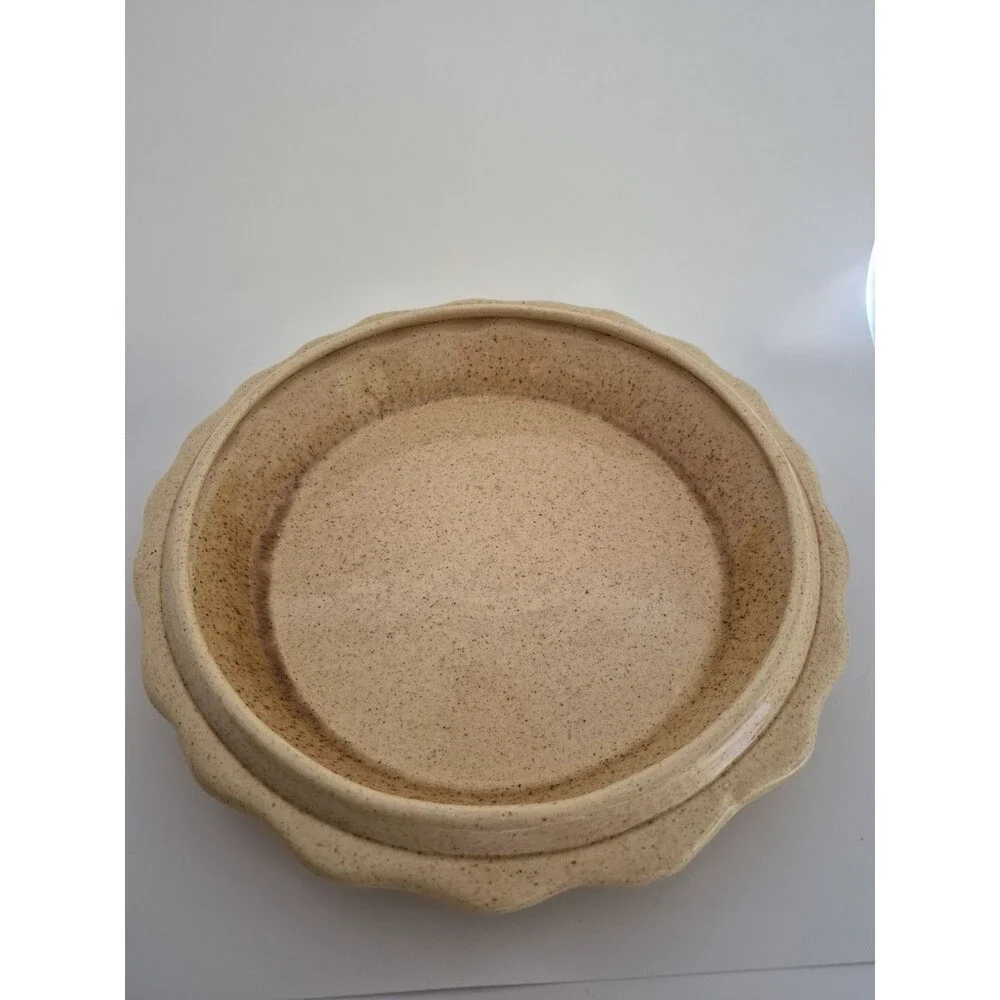 Vintage Ceramic Covered Apple Pie Plate Dish Keeper with Lid